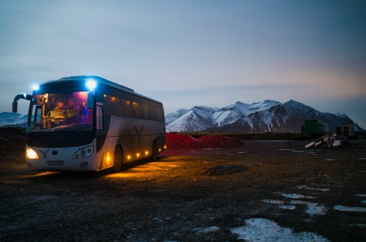Pourquoi choisir l&rsquo;autocar pour voyager avec son BDE ?
